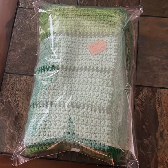 “Cactus” Multi-Green Colors-throw- handmade by JulzyRaye- OS - Picture 10 of 10